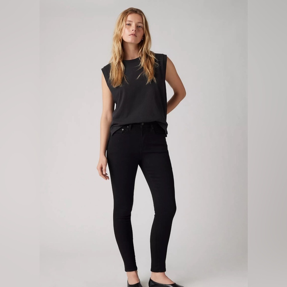 🎉 Levi 721 High Rise Skinny Black Jeans